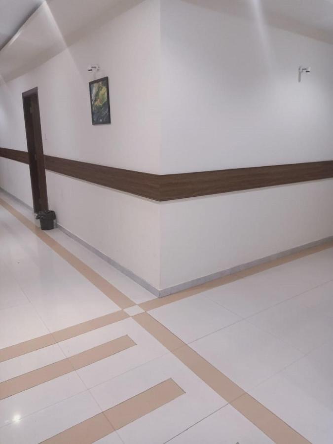Hotel Bkc Garden - Near Us Embassy Bkc Mumbai  Buitenkant foto