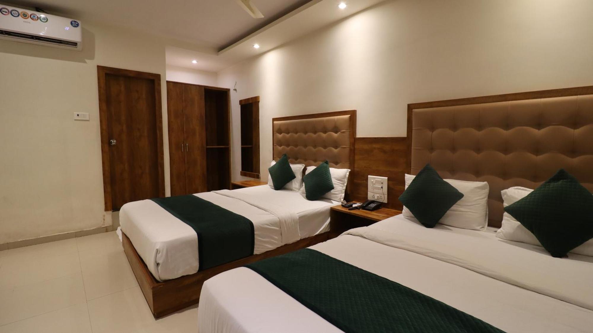 Hotel Bkc Garden - Near Us Embassy Bkc Mumbai  Buitenkant foto
